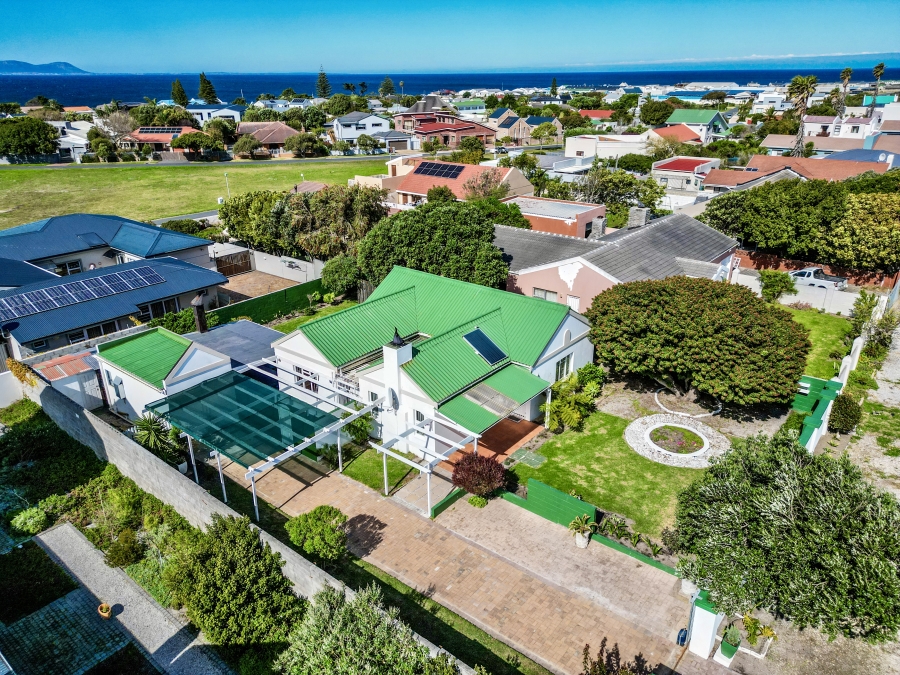 3 Bedroom Property for Sale in Westcliff Western Cape